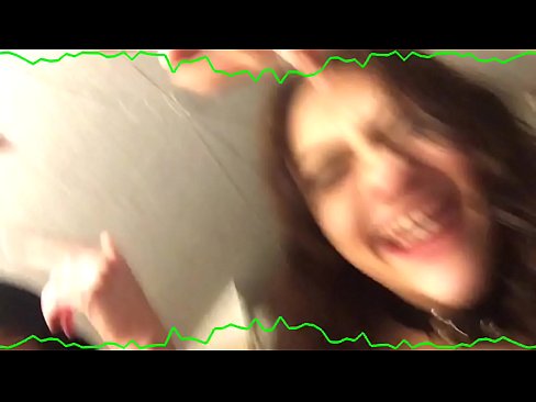 ❤️ Wando biyu masu sexy brunette mai ban sha'awa suna zama 'yan iska ❤ Batsa na Rasha