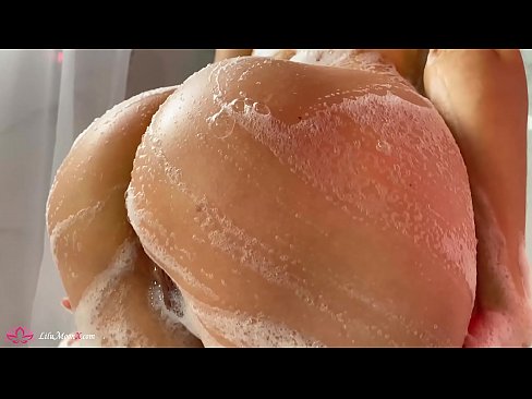 ❤️ Brunette Masturbates Pussy tare da Vibrator zuwa Tsananin inzali a cikin Shawa ❤ Batsa na Rasha