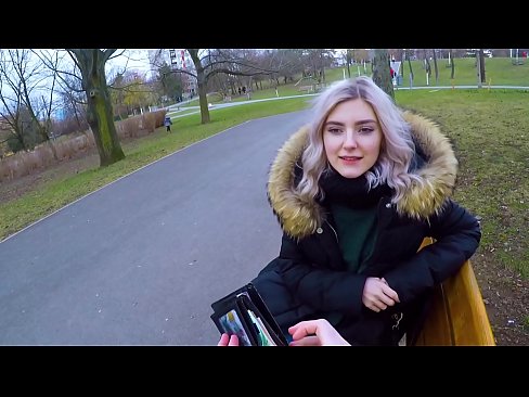 ❤️ Ya hadiye zazzafar baƙo don kuɗi - busa a wurin shakatawa ta Eva Elfie ❤ Batsa na Rasha